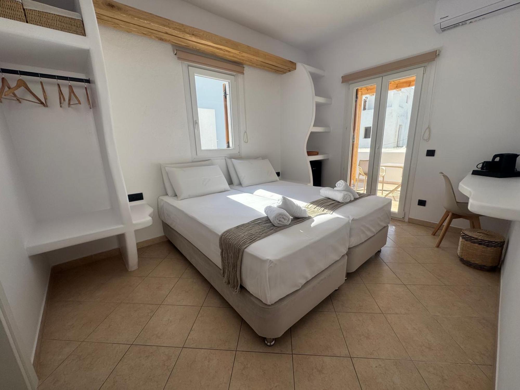 Eleni'S Rooms Antiparos Town Exterior foto
