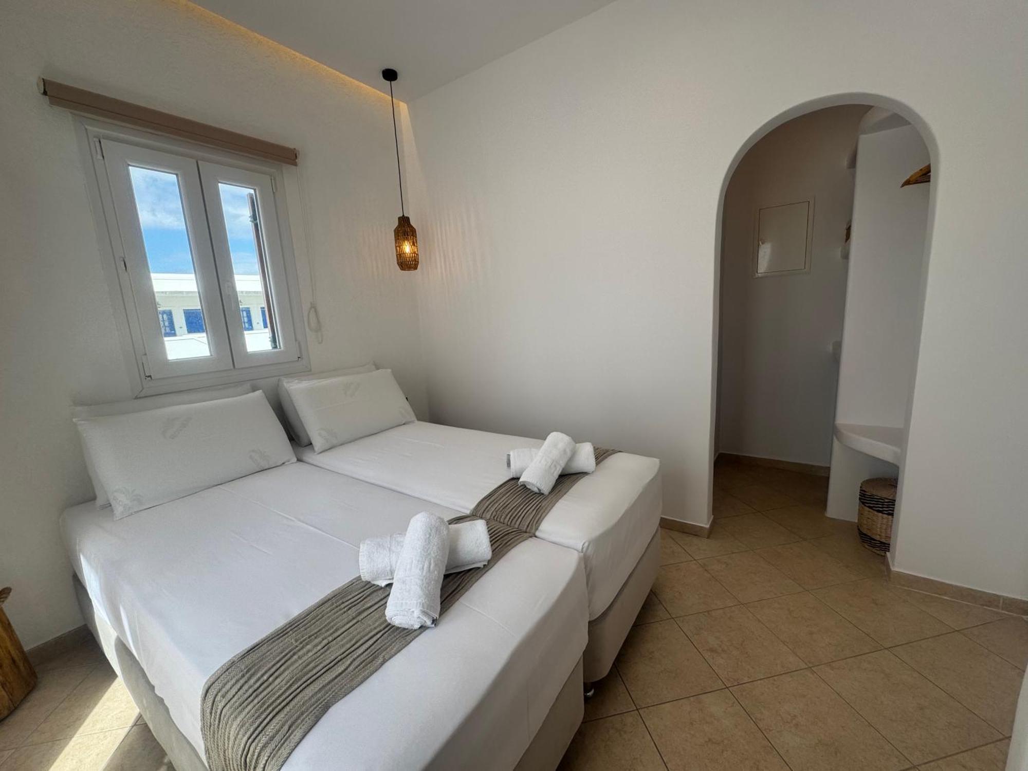 Eleni'S Rooms Antiparos Town Exterior foto
