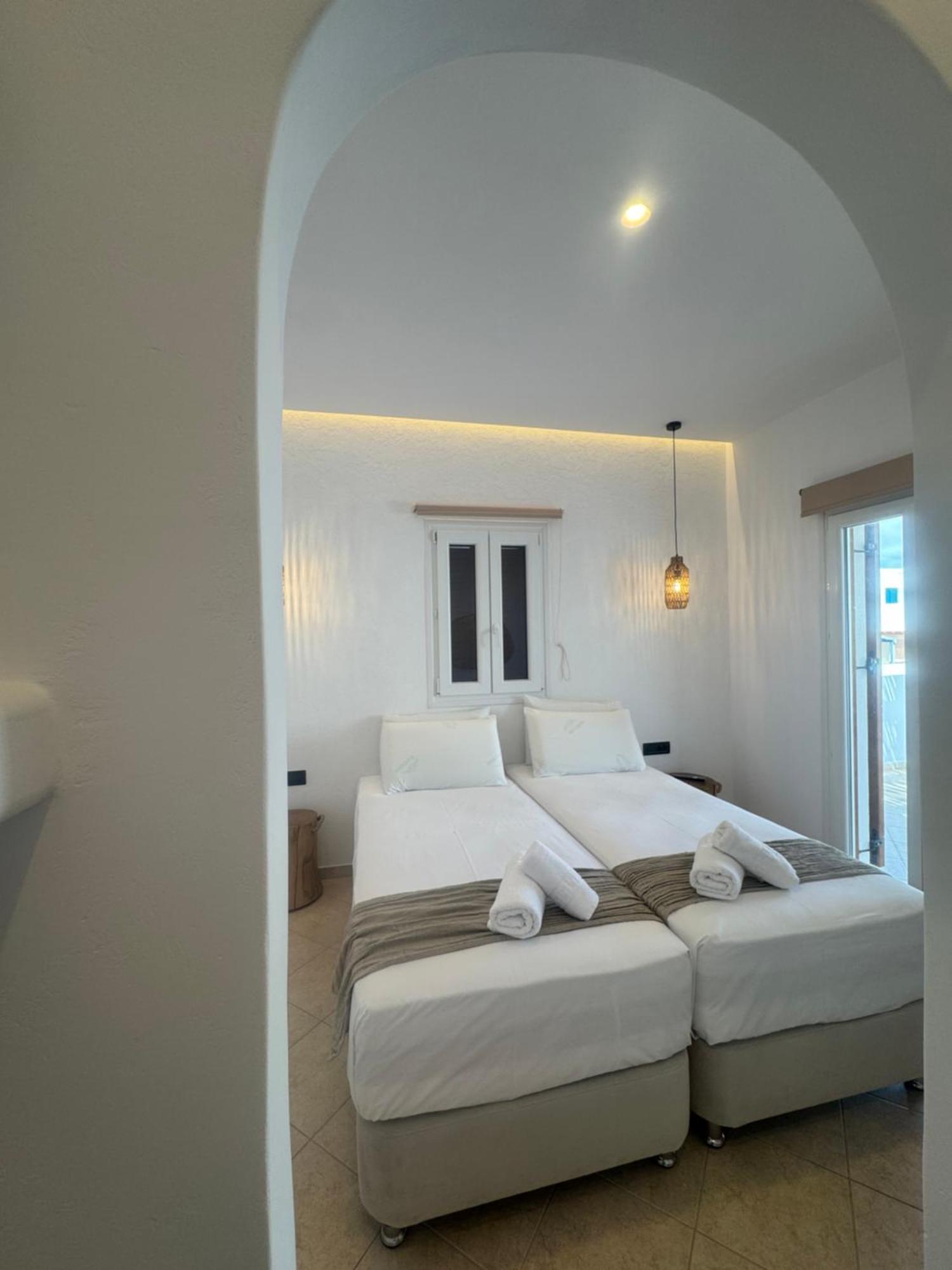 Eleni'S Rooms Antiparos Town Exterior foto